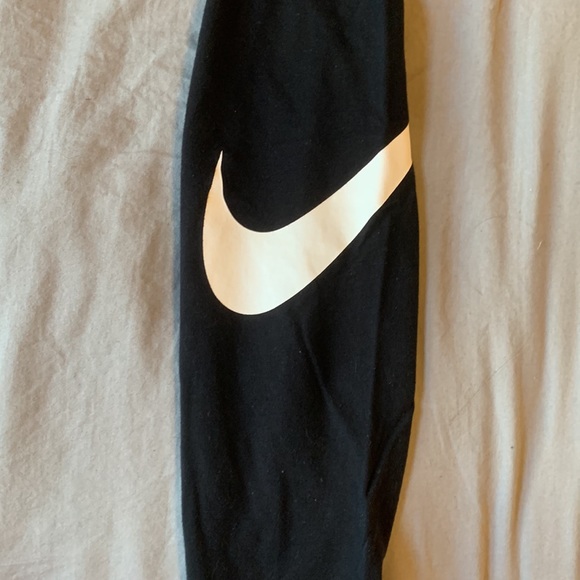 Nike leggings - Picture 2 of 2